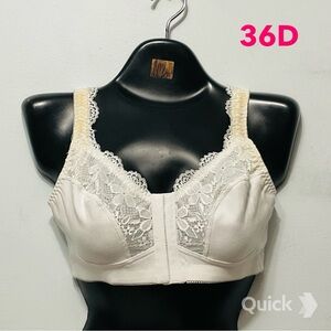 36D - New Cellbes Floral Lace Soft Cup Wireless Bra